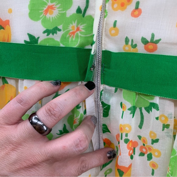 Vintage 1970’s Floral Maxi Dress - Picture 11 of 15